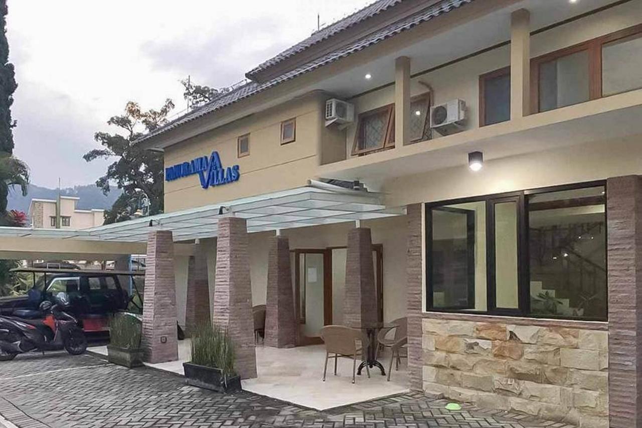 Reddoorz Plus At Panorama Villas Batu バトゥ エクステリア 写真