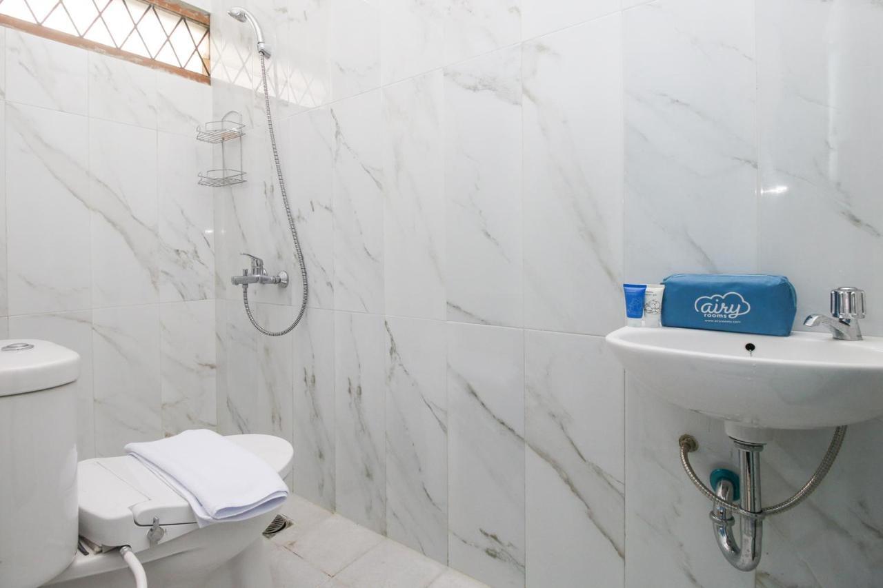 Reddoorz Plus At Panorama Villas Batu バトゥ エクステリア 写真